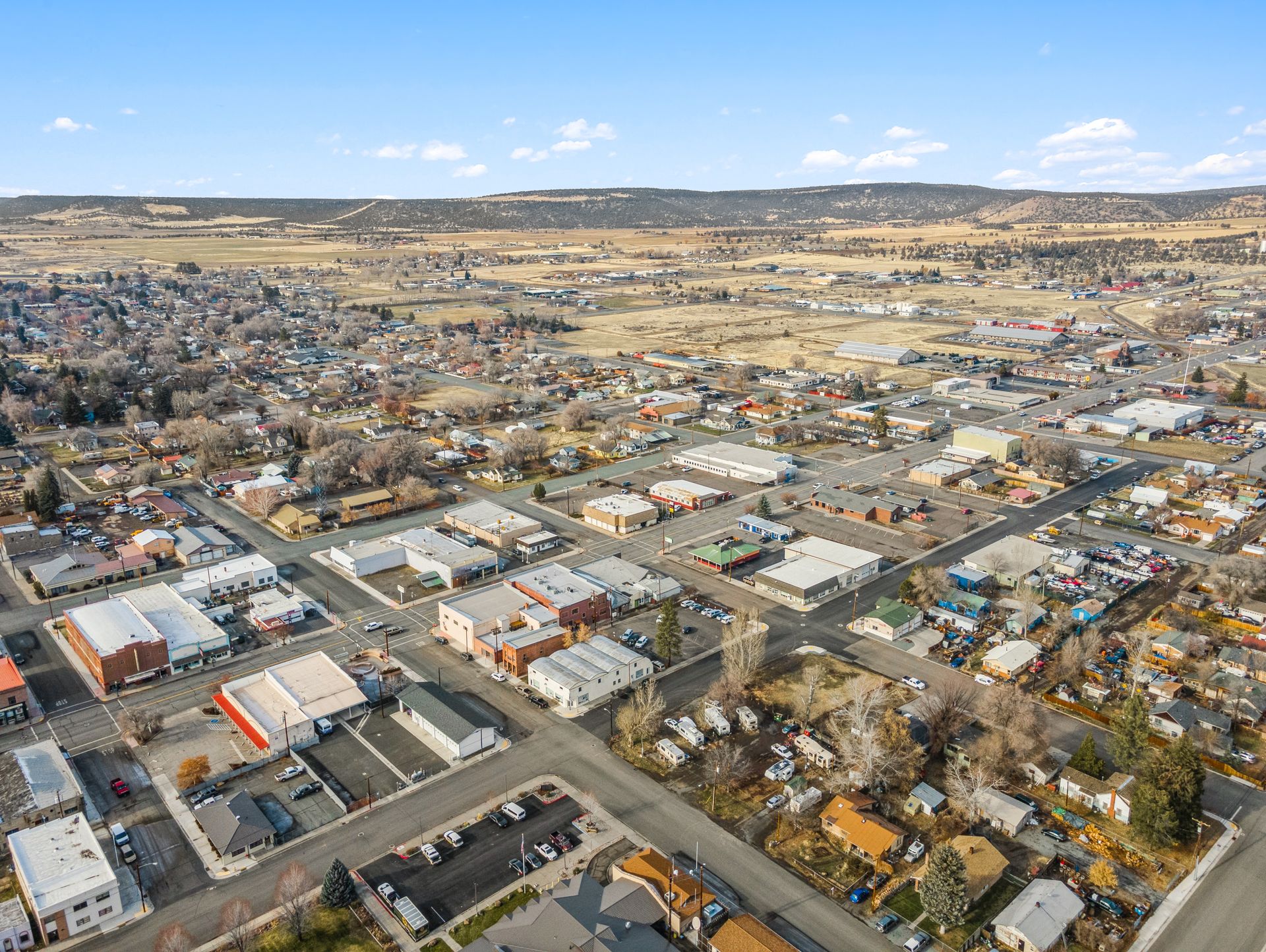 Commercial/Sale/vacant retail/Office Building